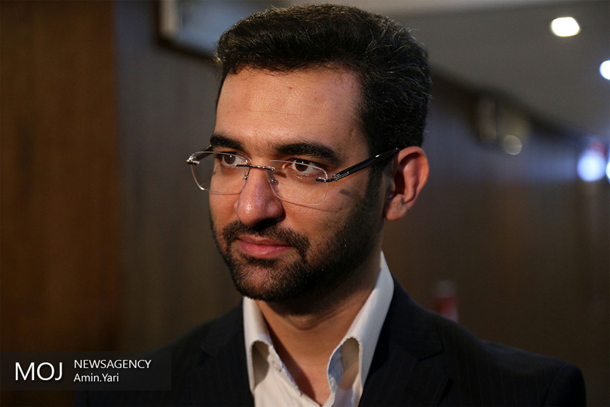 دیدار وزیرحمل و نقل و ارتباطات و فناوری اطلاعات ارمنستان با آذری جهرمی