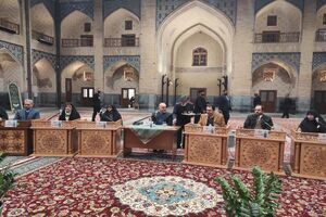 برگزاری نخستین دفاع رساله دکتری دانشگاه پیام نور خراسان  در حرم رضوی