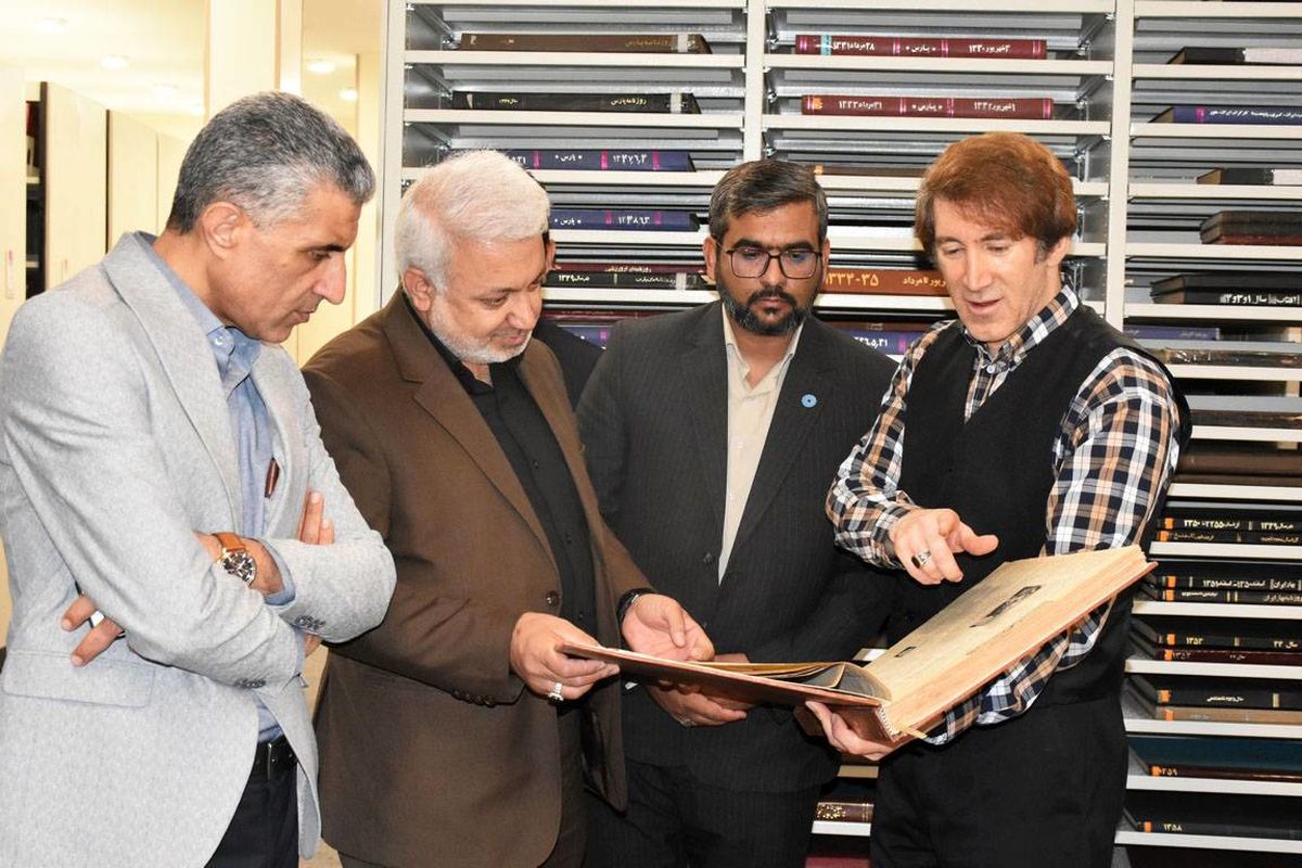 کتابخانه شهید دستغیب شیراز 