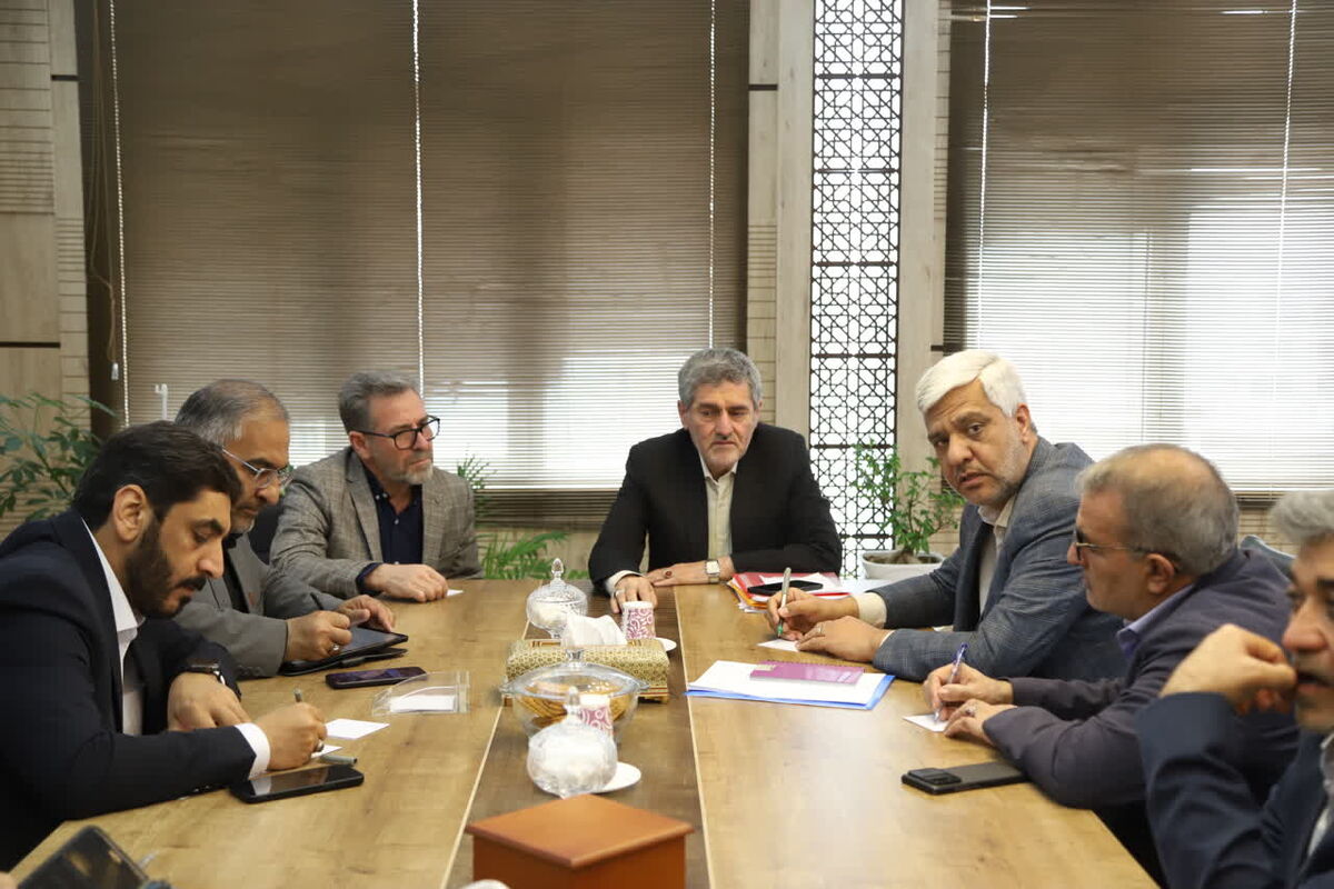 بازدید استاندار فارس ازشهر صدرا 