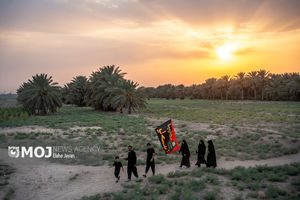 پیاده روی زائران اربعین از مسیر طریق العلما