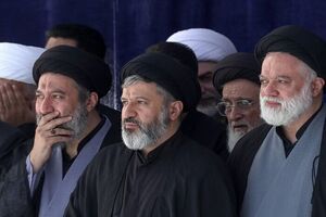سیلی حقیقت به دروغ‌پردازی شبکه اسرائیلی اینترنشنال پس از حضور فرزندان رهبر شهید! + فیلم