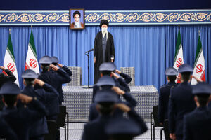 Muslim elites should require the cutting off economic ties with Zionist Regime 