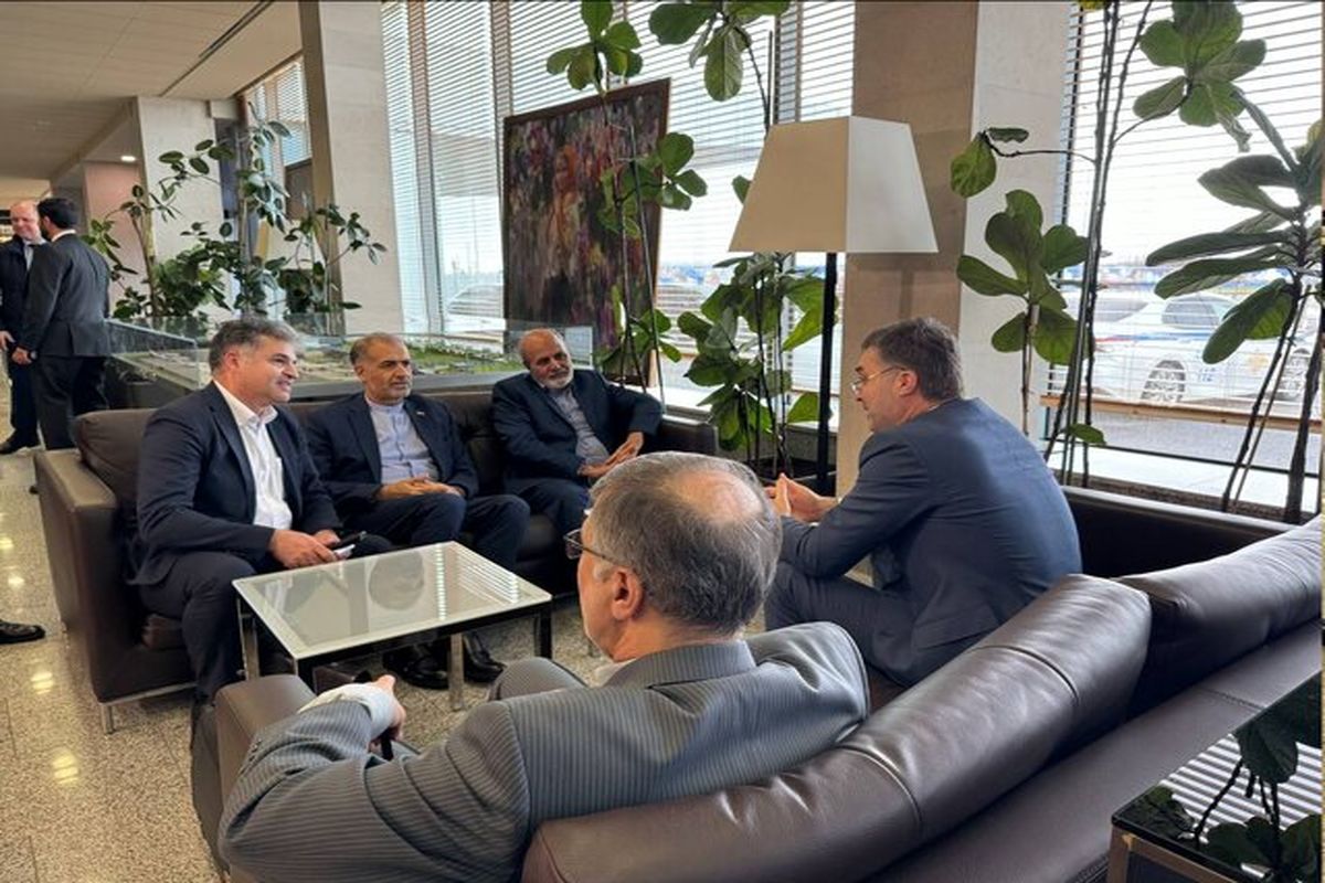 دبیر شورای امنیت ملی