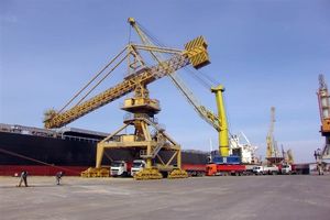 افزایش واردات کالاهای اساسی از بندر امام طی 6 ماه اخیر