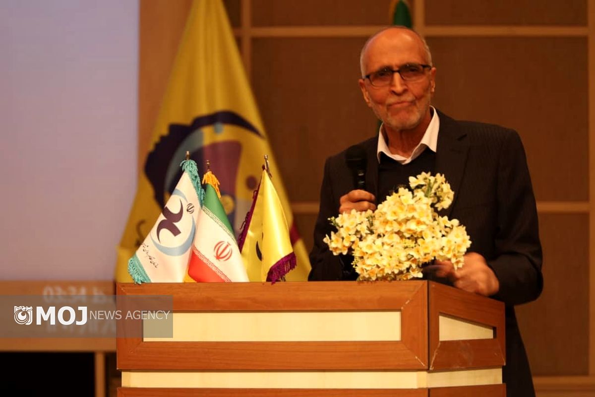 علی فتحی آشتیانی