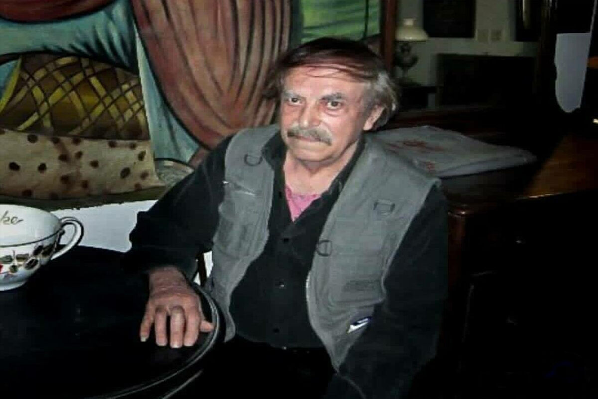 سرژ آواکیان طراح لوگوی پفک نمکی
