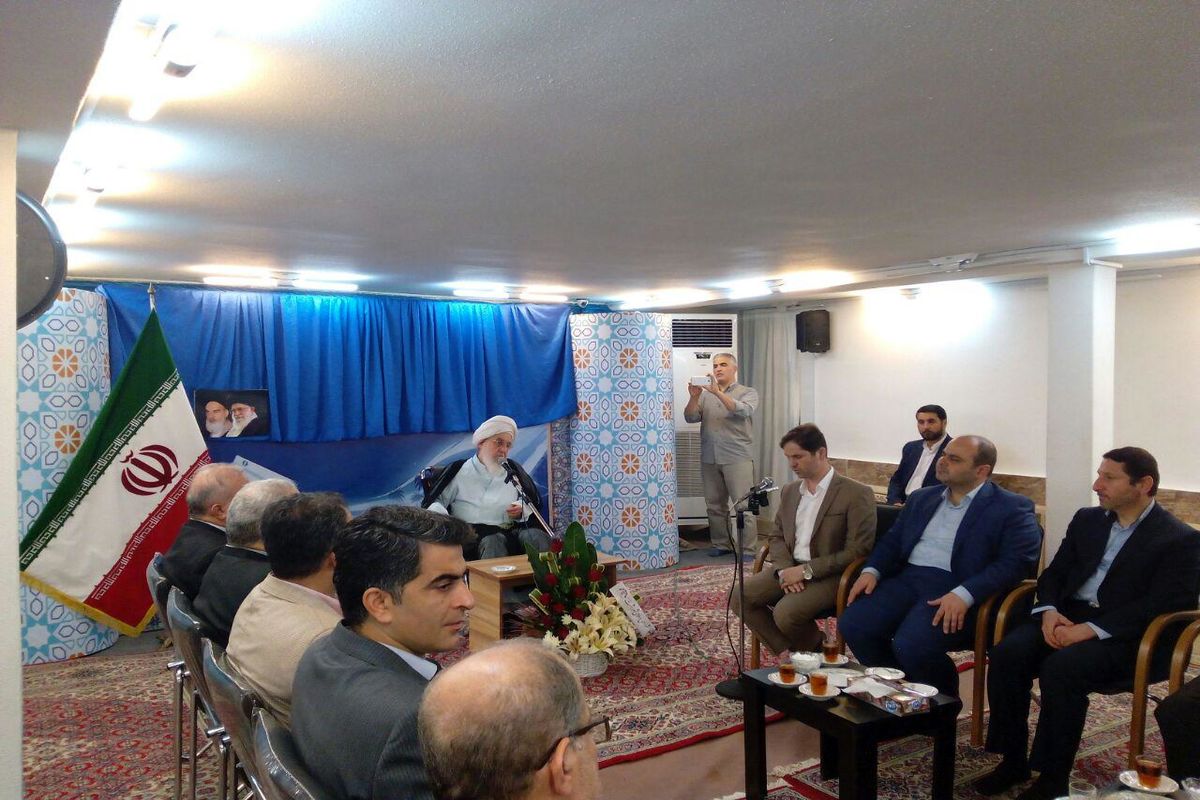 دیدار شورای شهر با ایت الله قرابنی