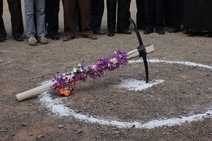 کلنگ زنی مدرسه ۶ کلاسه جندق در شهرستان خور و بیابانک
