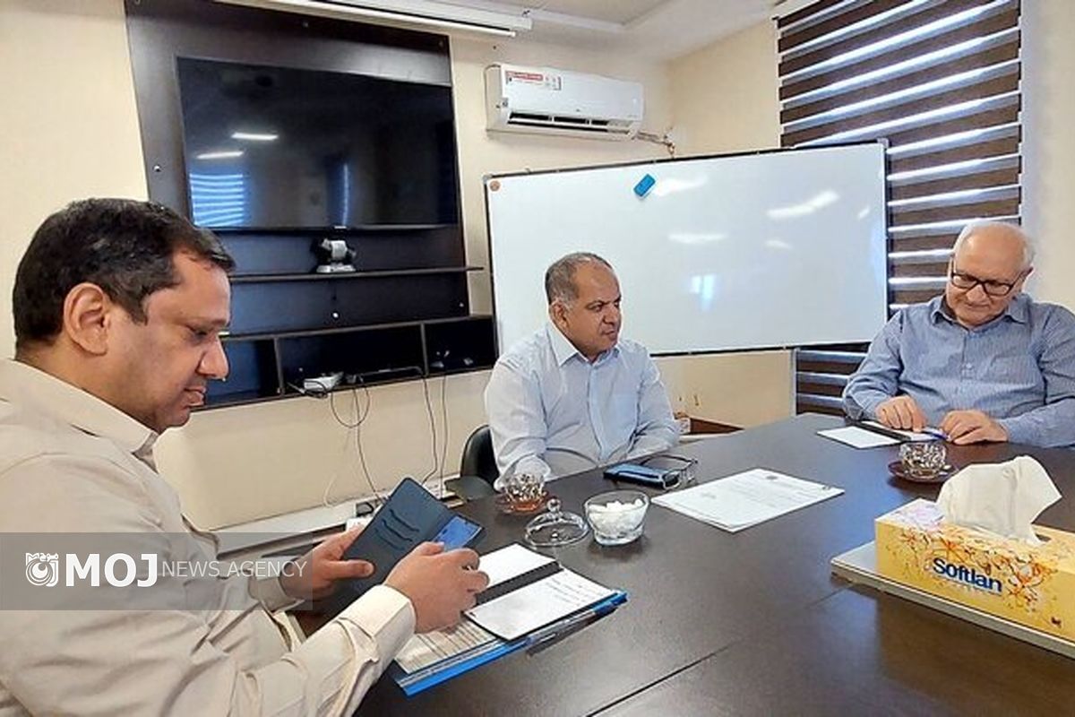 نشست مشاورین رئیس سازمان بهزیستی کشور با کارکنان بهزیستی کیش