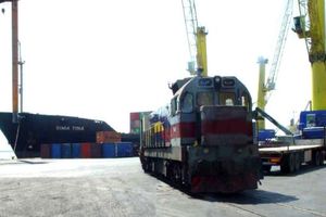 افزایش ۱۵ درصدی تخلیه و بارگیری کالا با خطوط ریلی