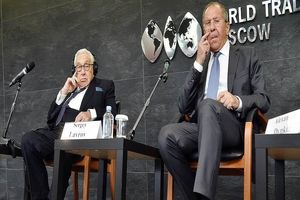 کیسینجر: آمریکا و روسیه می‌توانند به دیدگاه مشترک برسند