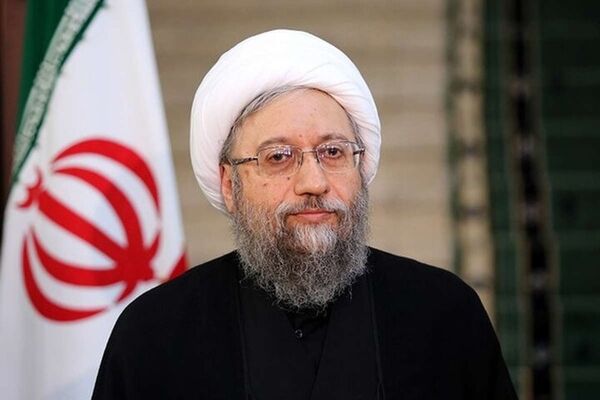 آیت‌الله آملی لاریجانی از ملت ایران، عراق و آزادگان جهان برای حضور میلیونی در تشییع رهبر شهید انقلاب قدردانی کرد