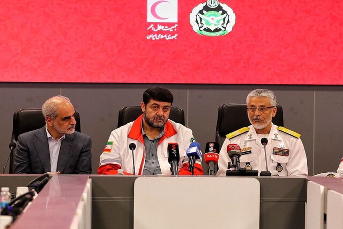 ارتش و هلال احمر