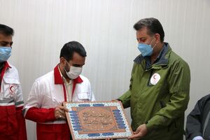 معاون سیاسی امنیتی استاندار یزد عضو داوطلب هلال احمر شد