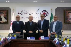  مجموعه موفق، رهبران و مدیران متعهد و با انگیزه دارد