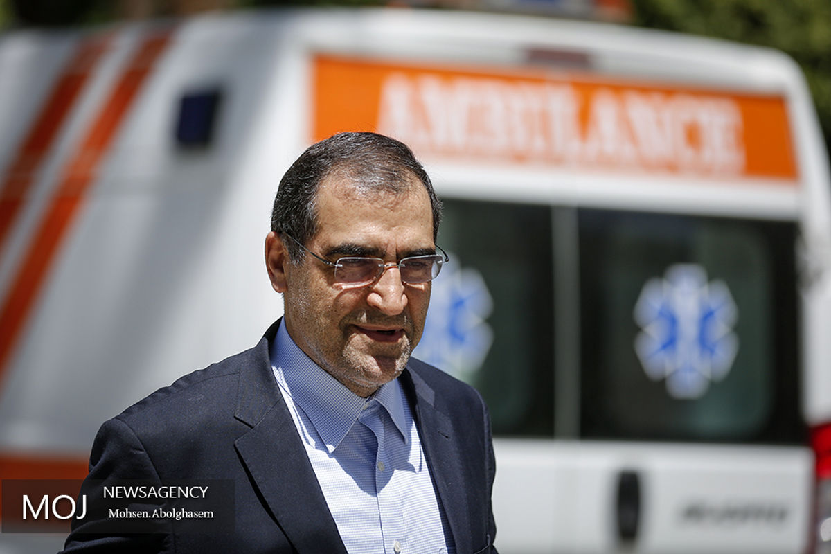 حاشیه جلسه هیات دولت/قاضی زاده هاشمی وزیر بهداشت