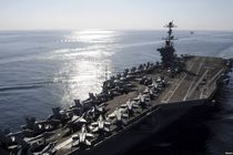 اعزام ناو هواپیمابر آمریکا به سومالی برای خروج نظامیان