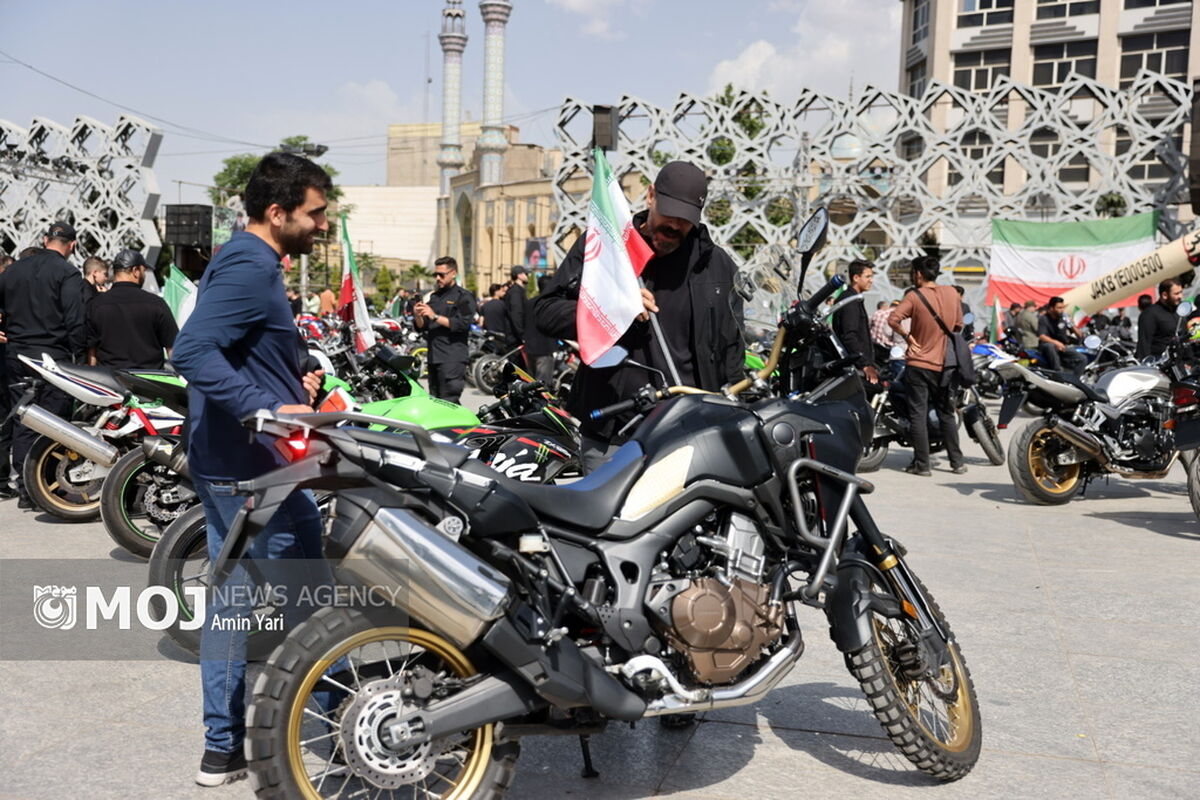 رزمایش موتورسواران جانفدا