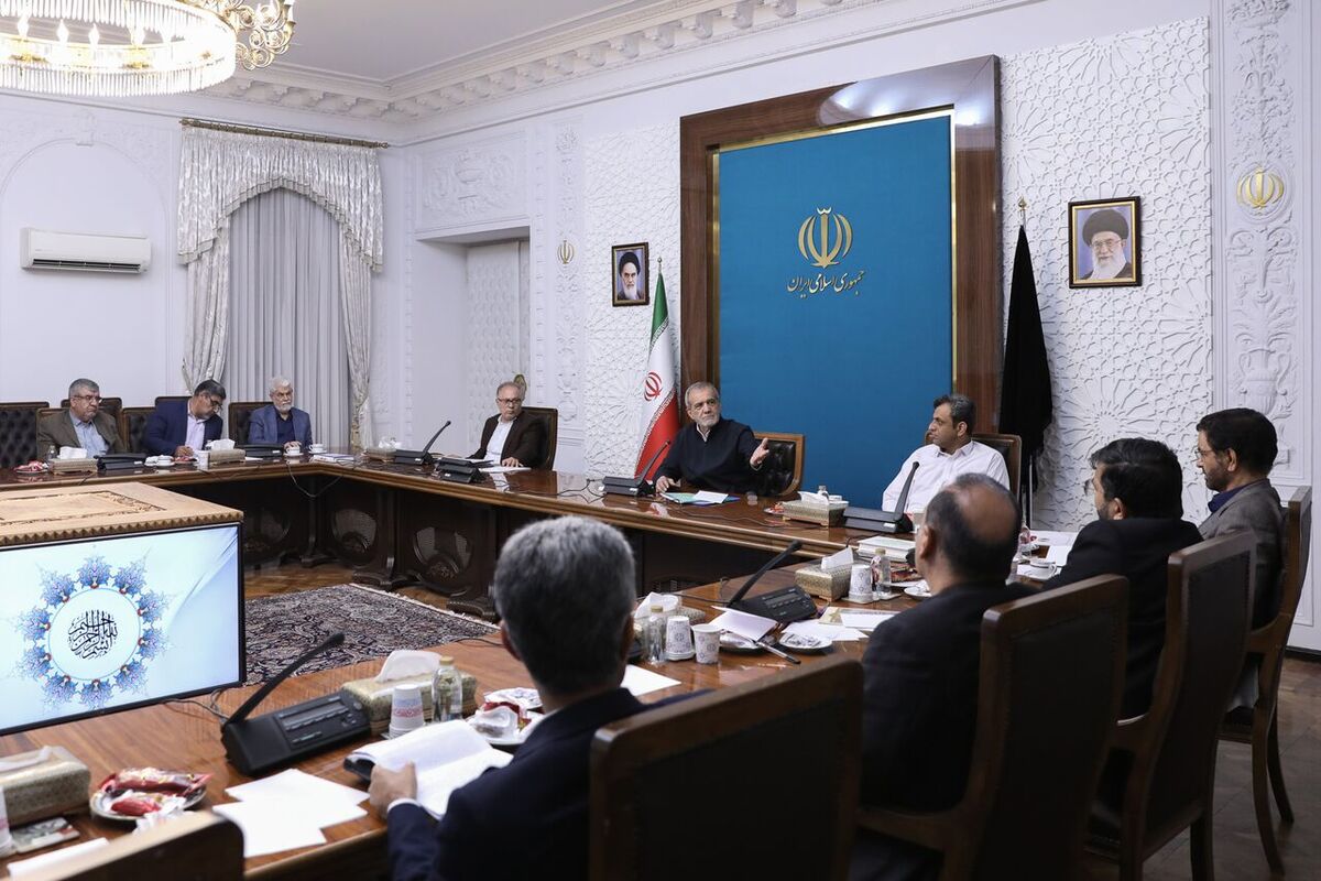 رئیس‌جمهور در دیدار مجمع نمایندگان ۳ استان در مجلس