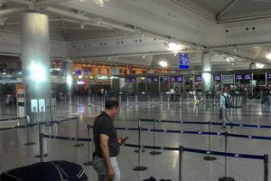 از هموطنان خود می‌خواهیم که در مناطق پر تردد رفت و آمد نکنند