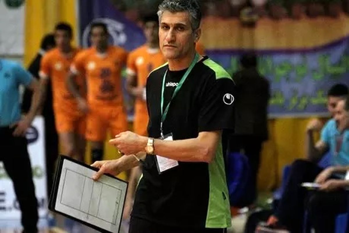 مصطفی کارخانه والیبال