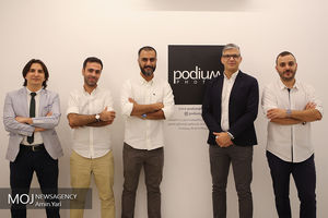 افتتاح نمایشگاه عکس پودیوم.دو