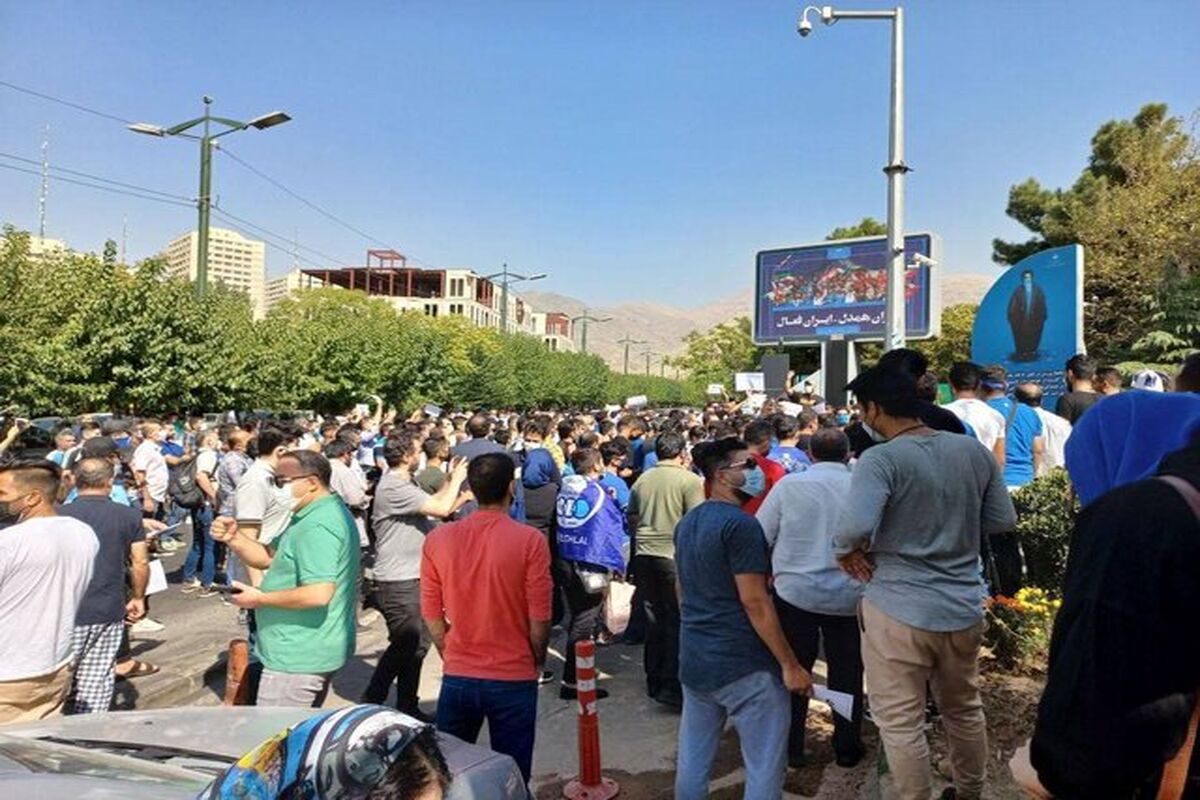 هواداران استقلال