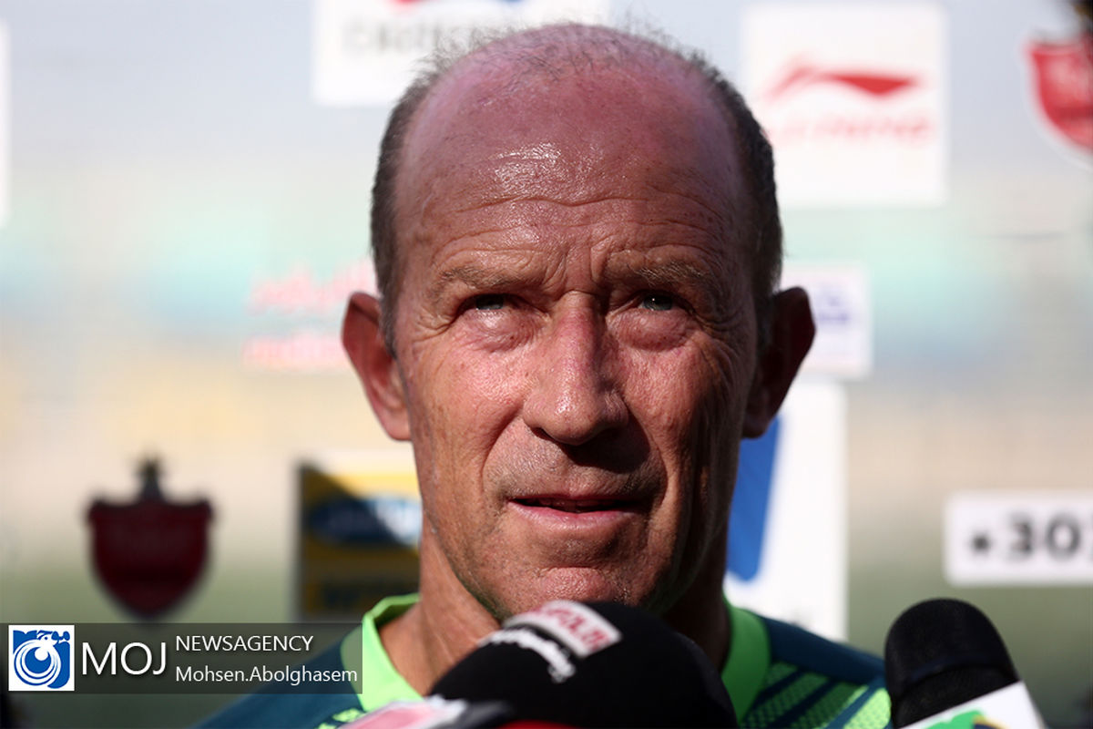 تمرین تیم فوتبال پرسپولیس - ۱۵ تیر ۱۳۹۸ / گابریل کالدرون سرمربی پرسپولیس