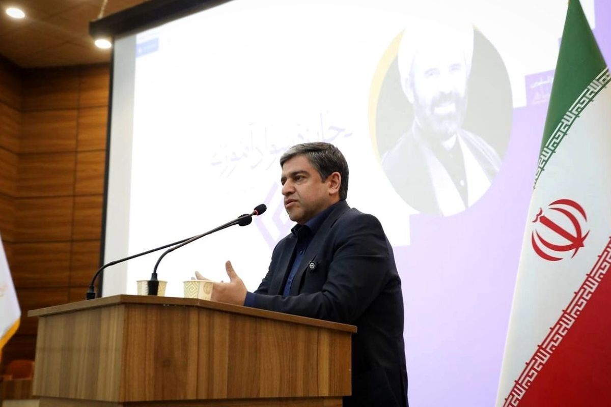 استاندار اردبیل. 