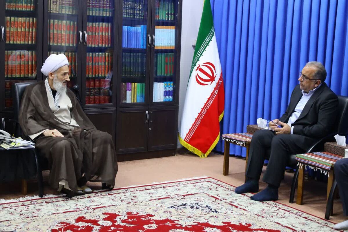 دیدار مدیرکل تعزیرات حکومتی مازندران با آیت الله لائینی