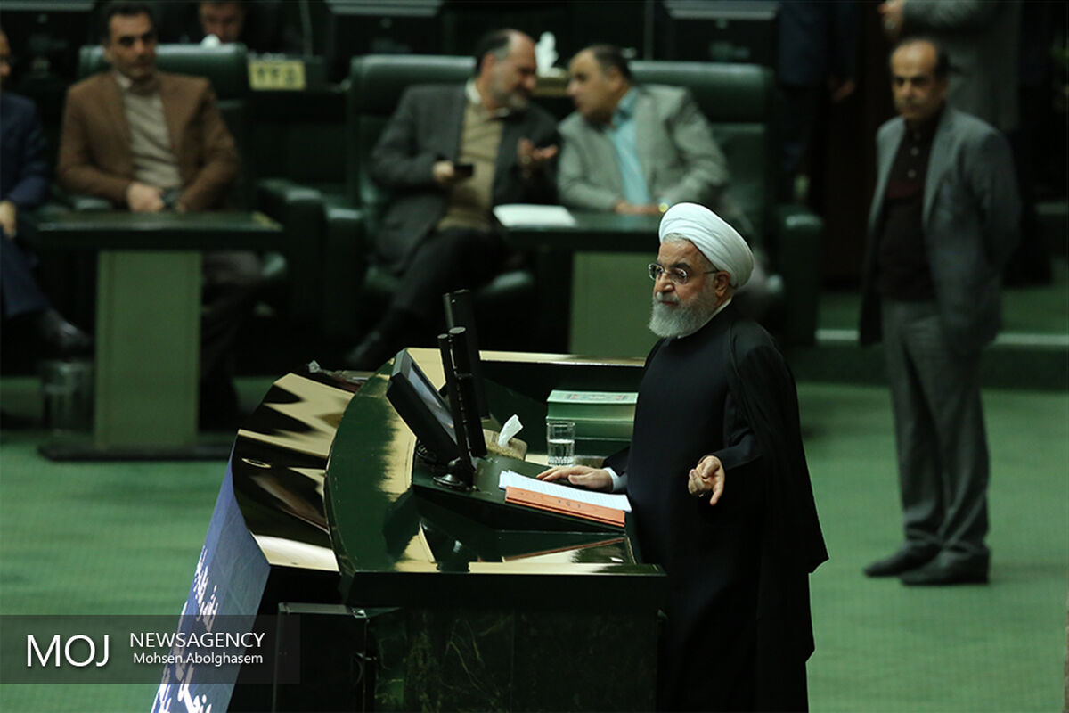 تقدیم لایحه بودجه سال ۹۸ به مجلس توسط رییس جمهوری