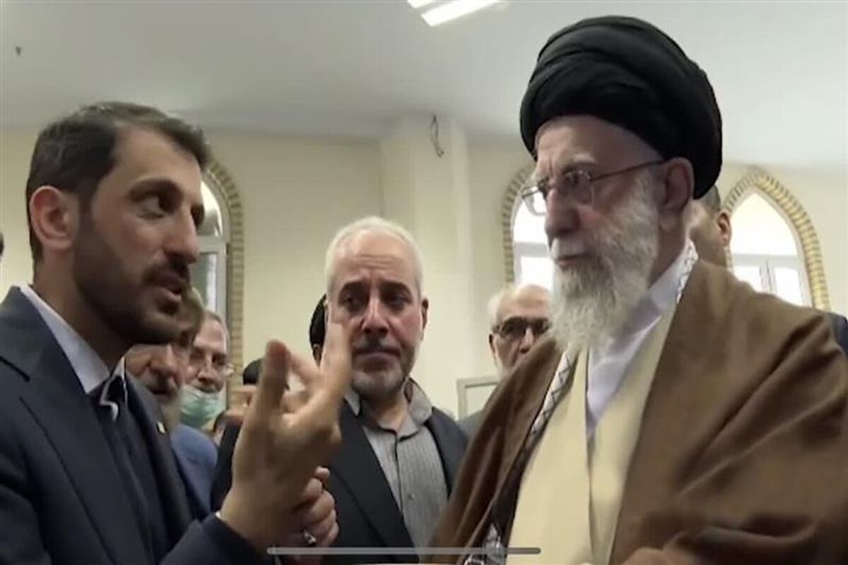 رهبرانقلاب