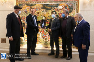 بازدید وزیر اقتصاد ارمنستان از نمایشگاه بین المللی اصفهان