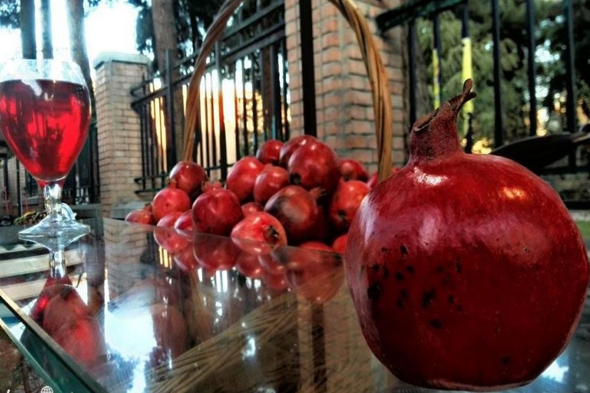 نمایشگاه شب یلدا در کرمانشاه میزبان نخستین جشنواره انار 