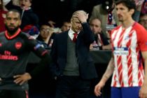 خیلی ناراحتم که آرسنال را با حذف از لیگ اروپا ترک می کنم