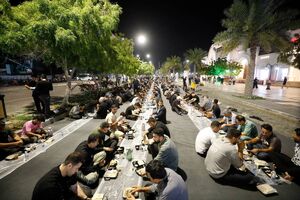 جلوه های همدلی و اتحاد در ضیافت افطار جزیره کیش + فیلم
