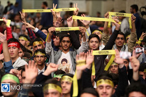 دیدار هزاران دانش‌آموز و دانشجو با مقام معظم رهبری