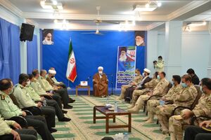 نیروی انتظامی در خط مقدم امنیت جامعه است