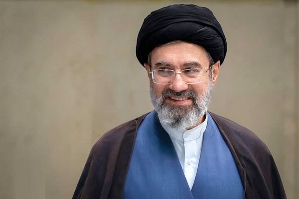 بیعت اعضای مجمع پژوهشگاه‌های علوم انسانی اسلامی با رهبر معظم انقلاب