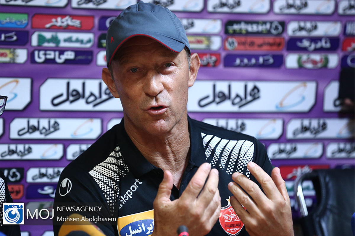 نشست خبری سرمربیان پرسپولیس و استقلال پیش از شهرآورد پایتخت