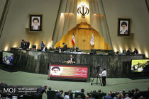 آغاز جلسه علنی مجلس با گزارش کمیسیون اقتصادی درباره نحوه واگذاری پالایشگاه کرمانشاه به بخش خصوصی