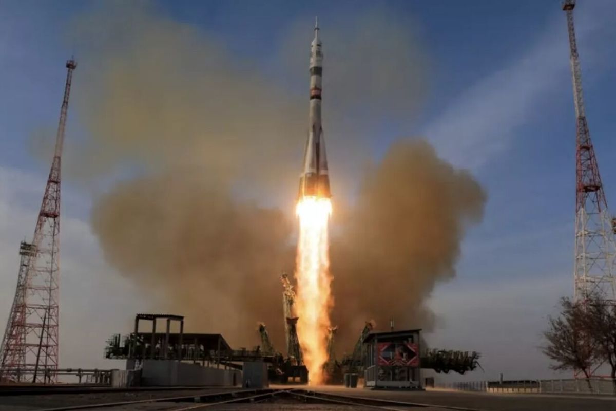 تصاویری از فرآیند پرتاب ماهواره «جام‌جم ۱» + فیلم