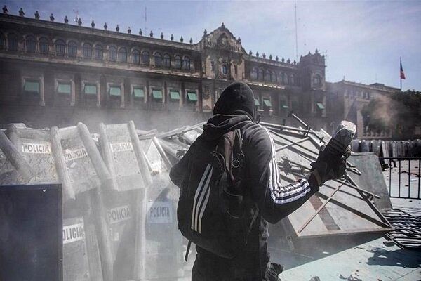 تظاهرات خونین در مکزیک علیه سیاست‌های امنیتی دولت