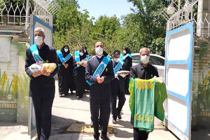 سالمندان گلمکان میزبان پرچم متبرک حرم رضوی شدند