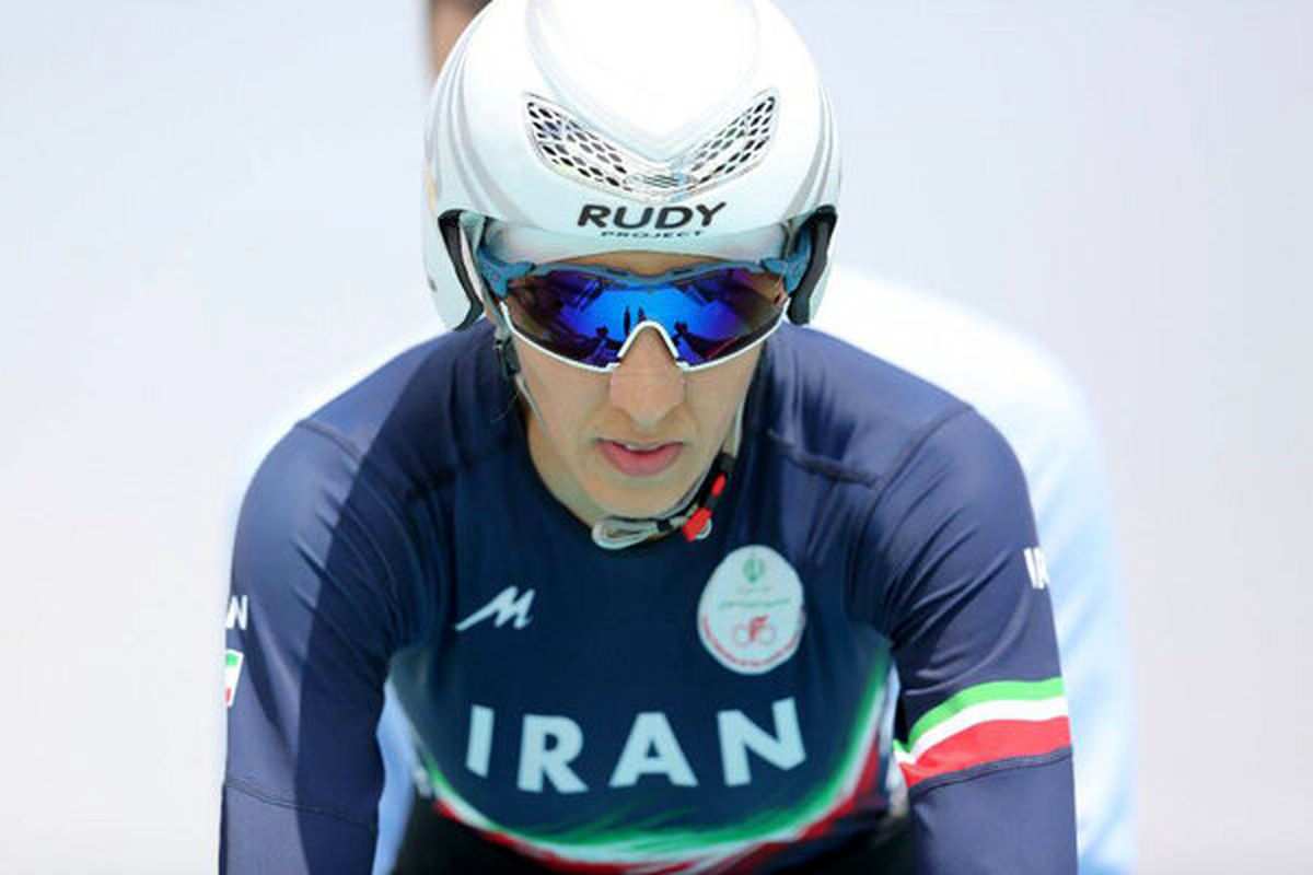 ماندانا دهقان