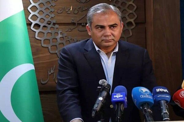 وزیر کشور پاکستان چرا به ایران سفر کرده است؟