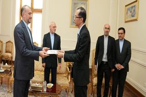 رونوشت استوارنامه سفیر جدید تایلند به امیرعبداللهیان تسلیم شد