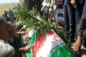 پیکر اعظم محمدی‌ نیا در آستان امامزاده عبدالله خرم‌آباد آرام گرفت