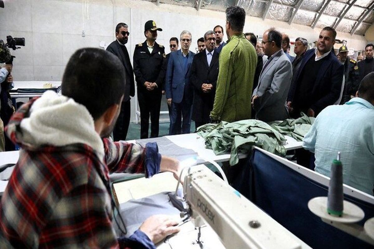 بازدید استاندار خراسان رضوی از کمپ اعتیاد